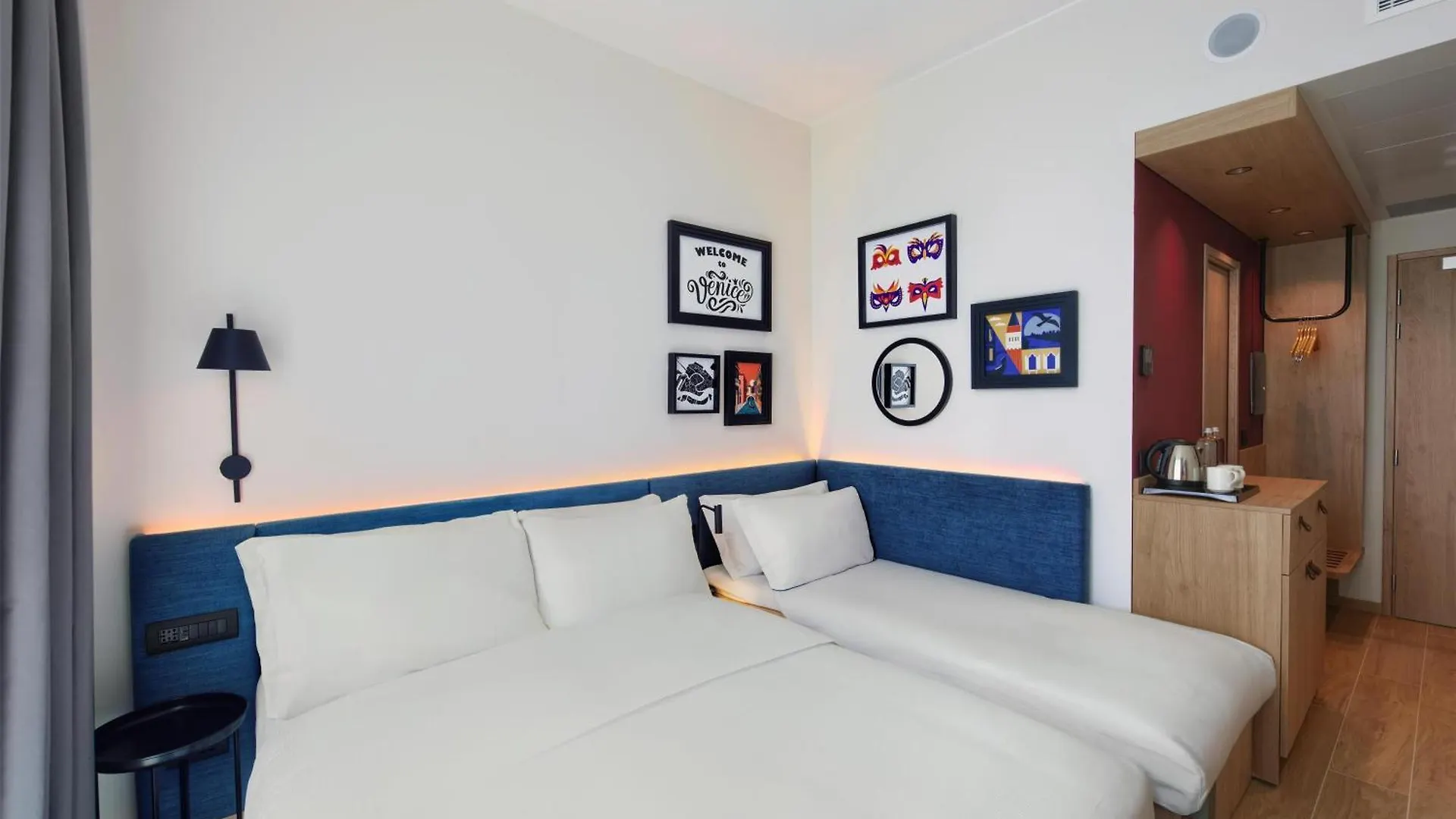 Hampton By Hilton Venice Isola Nuova 3*,