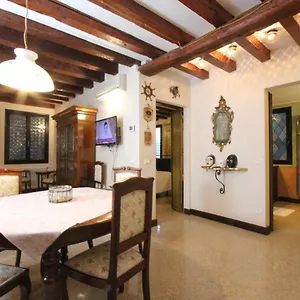 Biennale Apartamento